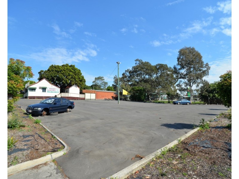 9 River Road, Waterford QLD 4133