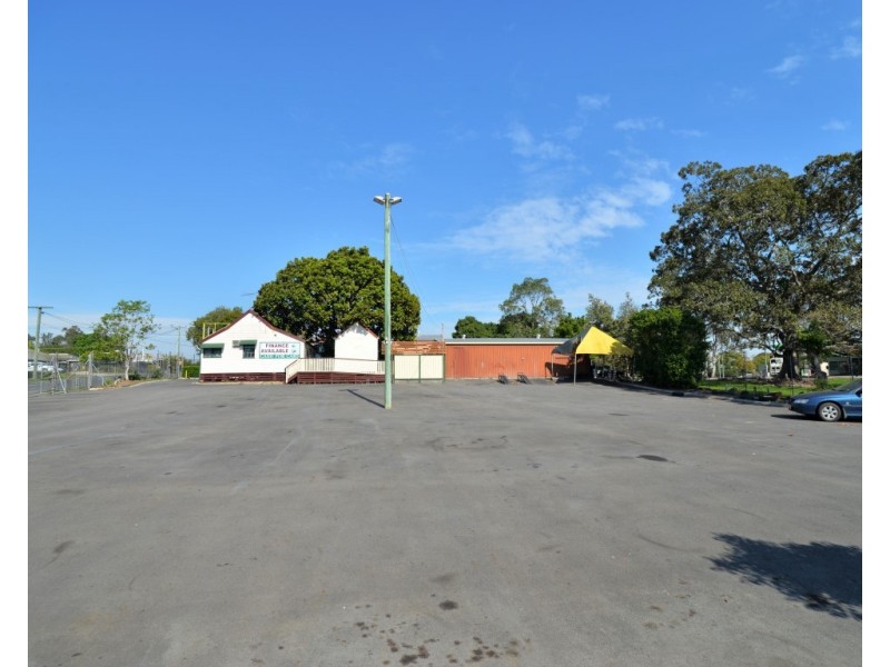 9 River Road, Waterford QLD 4133