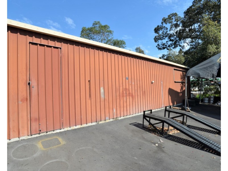 9 River Road, Waterford QLD 4133