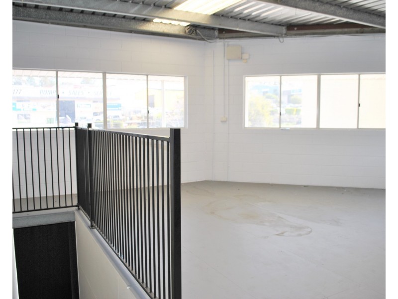 1/55 Tradelink Road, Hillcrest QLD 4118