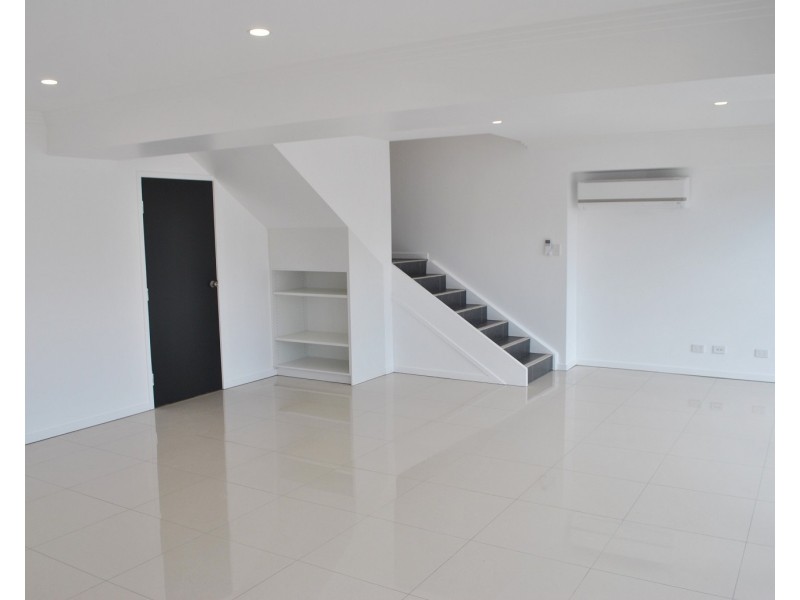 Unit 1/11 Moss Street, Slacks Creek QLD 4127