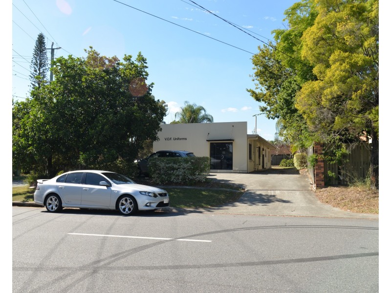 1 Briggs Road, Springwood QLD 4127