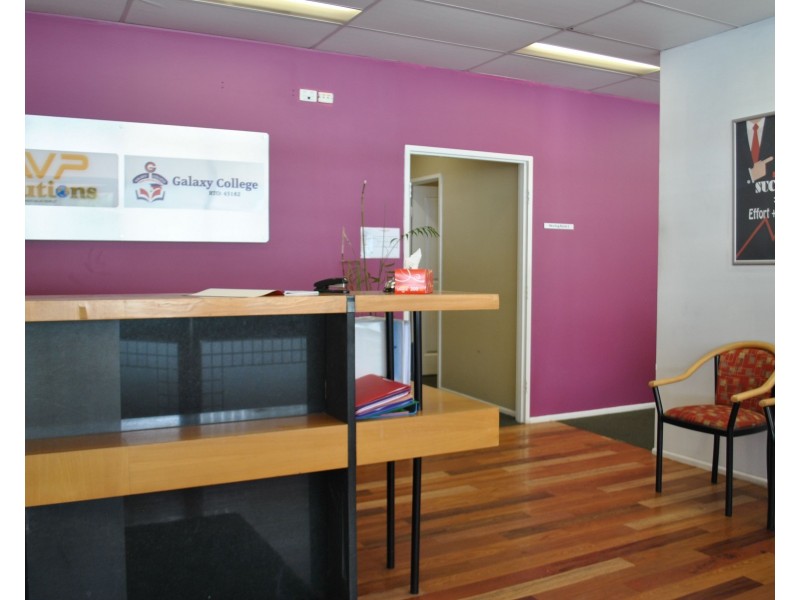 9B/3360 Pacific Highway, Springwood QLD 4127