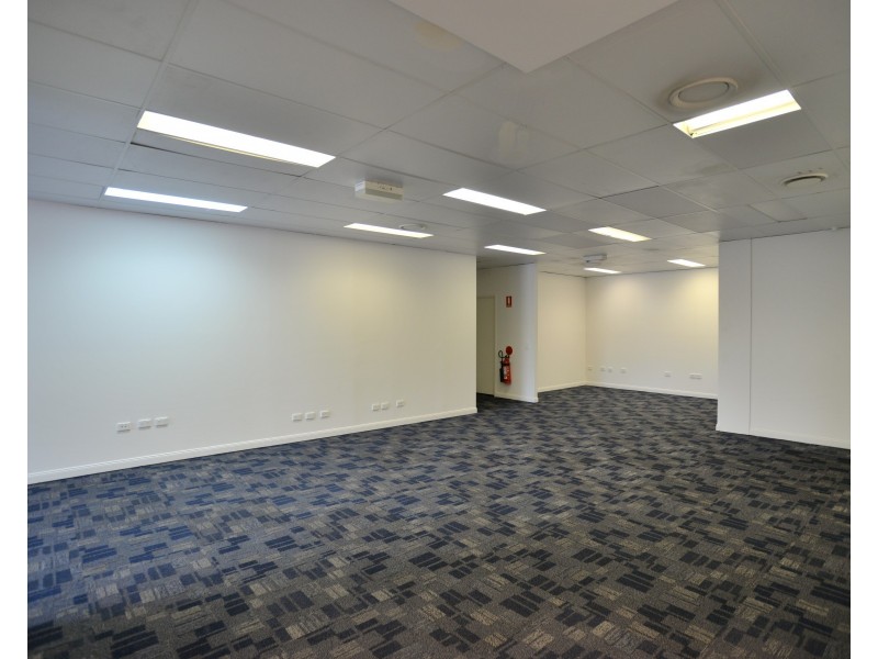 Unit 1/18 Carol Avenue, Springwood QLD 4127