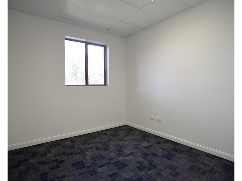 Unit 1/18 Carol Avenue, Springwood QLD 4127