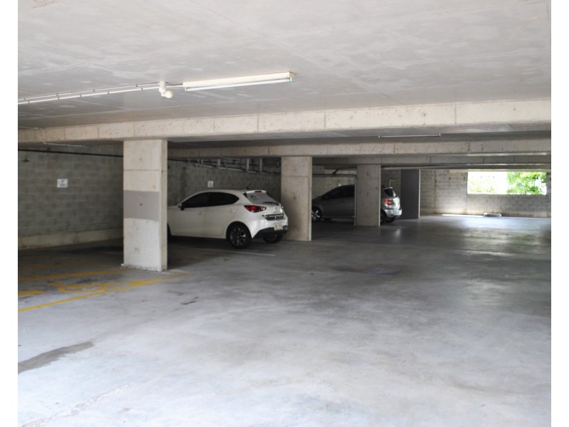 Unit 1/18 Carol Avenue, Springwood QLD 4127