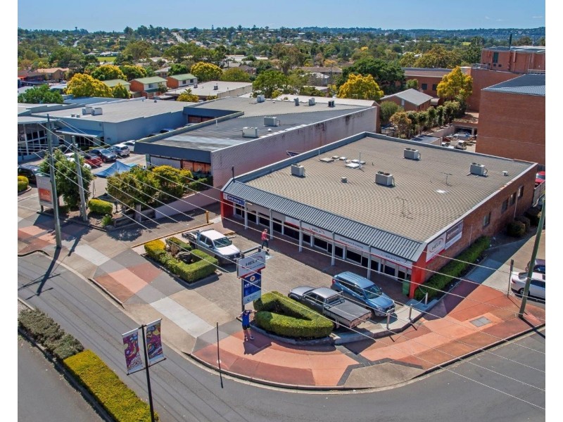 7 Station Road, Logan Central QLD 4114