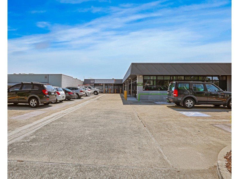 9 Station Road, Logan Central QLD 4114