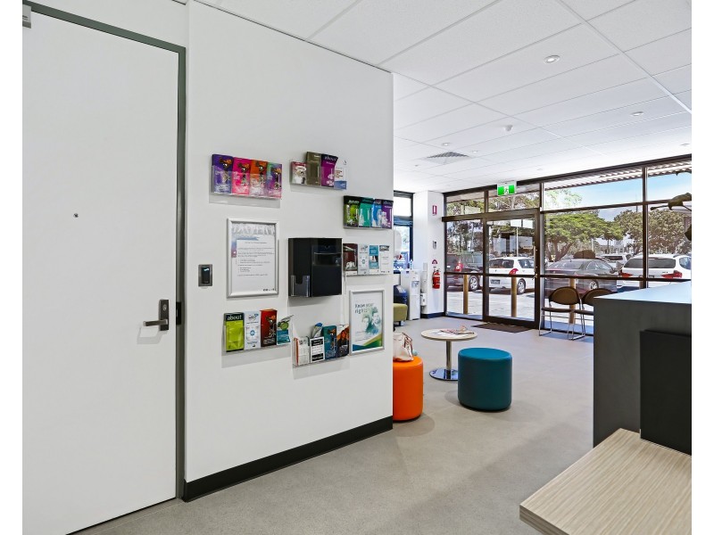 9 Station Road, Logan Central QLD 4114