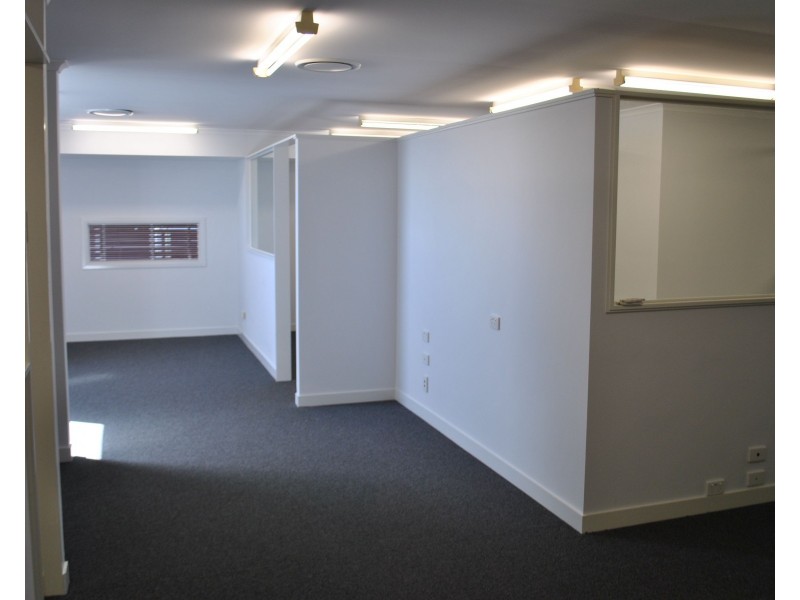 8 Darnick Street, Underwood QLD 4119