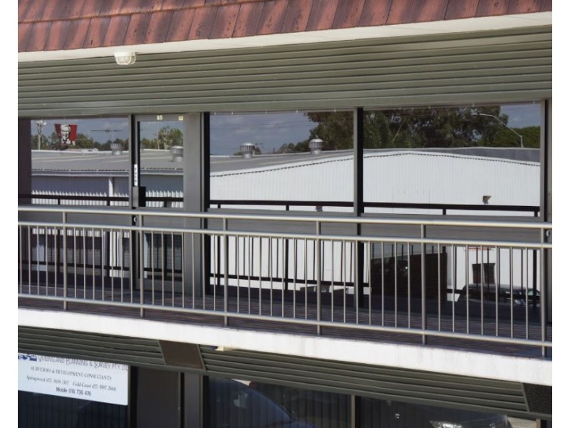 25/8 Dennis Road, Springwood QLD 4127