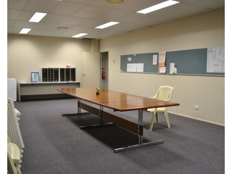 2/126-130 Compton Road, Woodridge QLD 4114