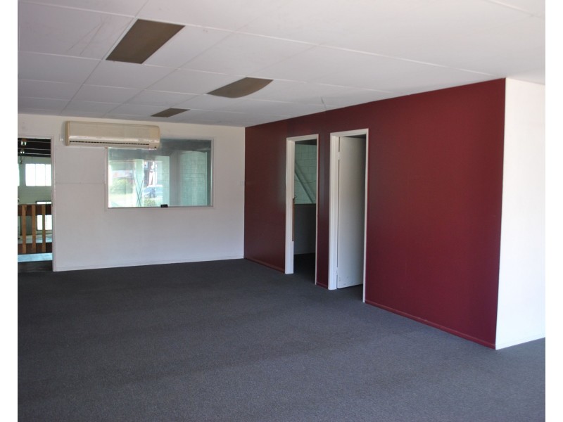 8 Ferguson Street, Underwood QLD 4119