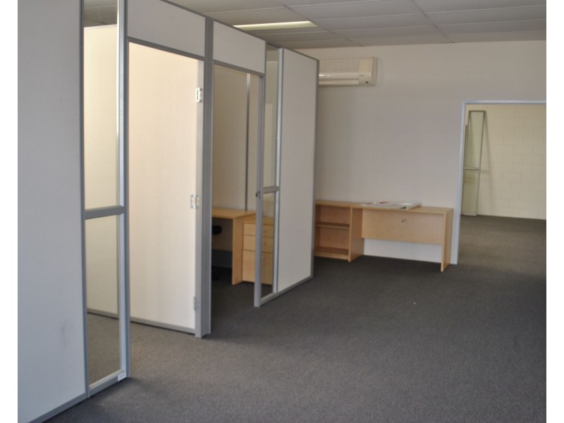 Unit 1/8 Paxton Street, Springwood QLD 4127