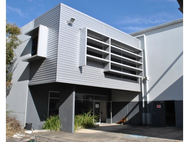 Unit 3/18 Beal Street, Meadowbrook QLD 4131