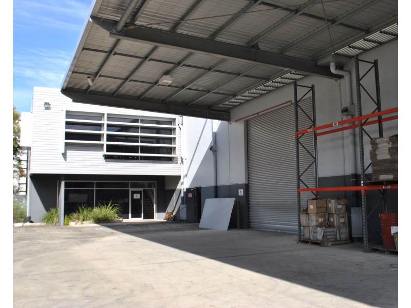 Unit 3/18 Beal Street, Meadowbrook QLD 4131