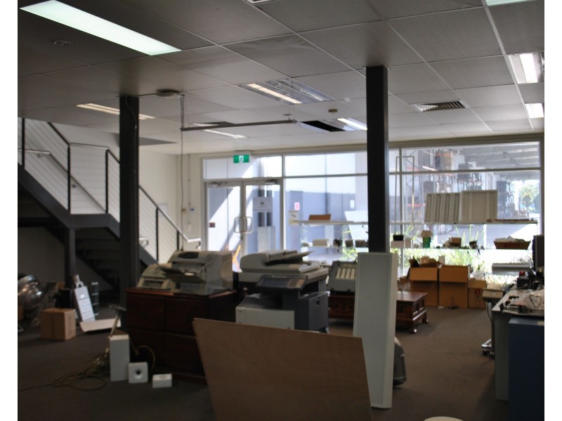 Unit 3/18 Beal Street, Meadowbrook QLD 4131