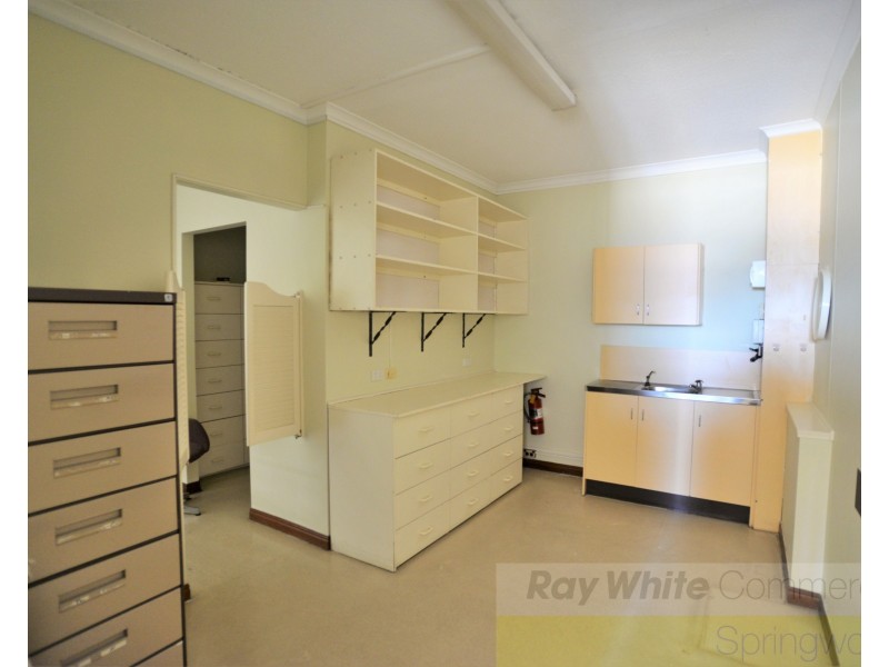 Unit 6/8 Dennis Road, Springwood QLD 4127