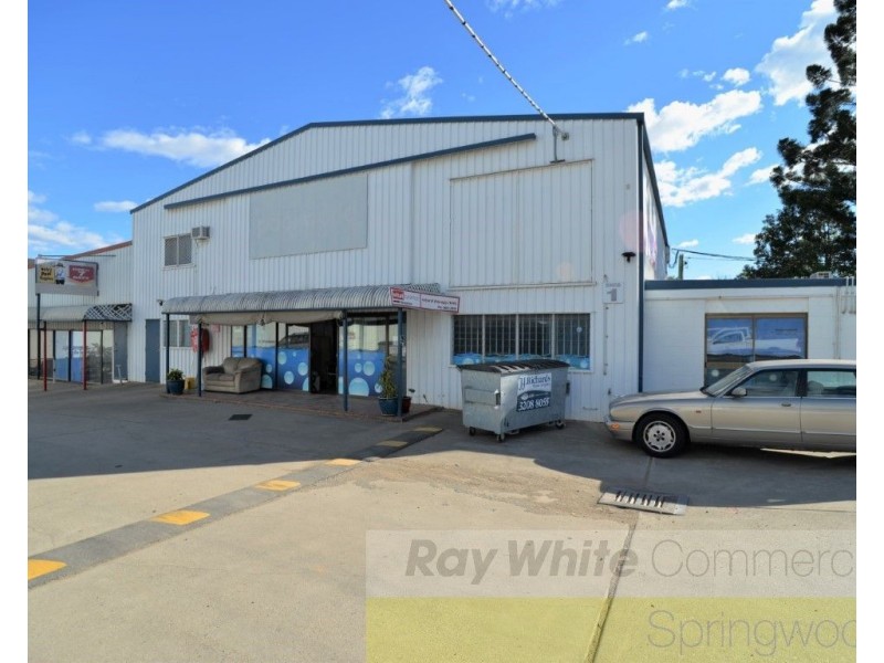 1/207 Queens Road, Kingston QLD 4114