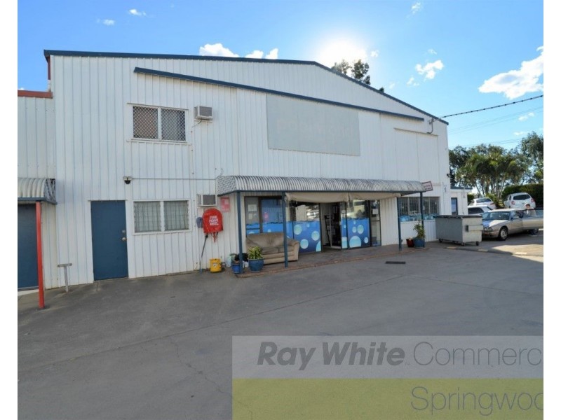 1/207 Queens Road, Kingston QLD 4114