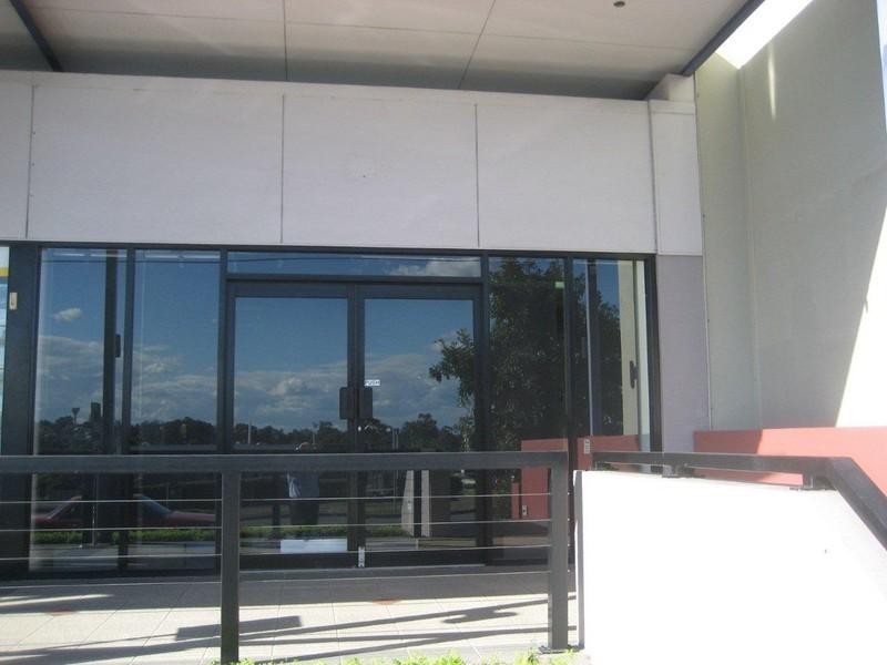 63 Springwood Road, Springwood QLD 4127