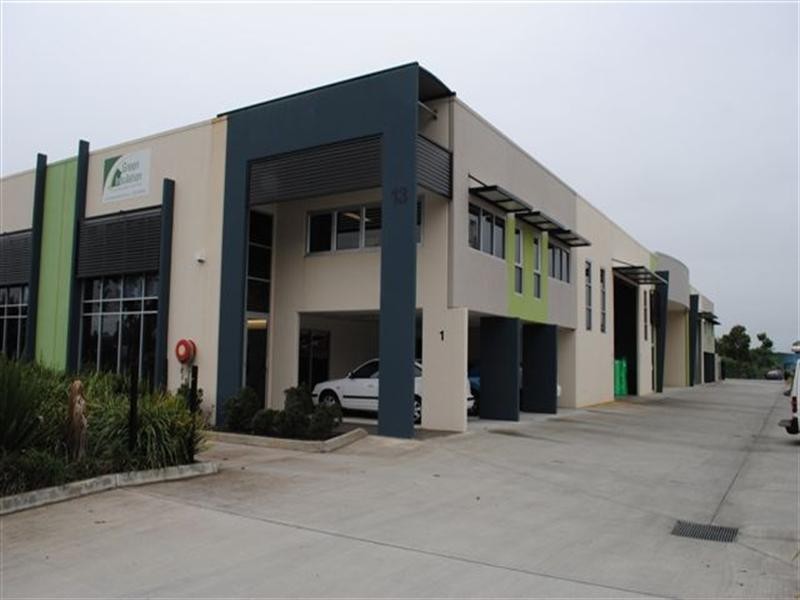 13 Meakin Drive, Meadowbrook QLD 4131