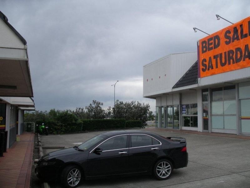 Unit 8/2 Central Court, Hillcrest QLD 4118