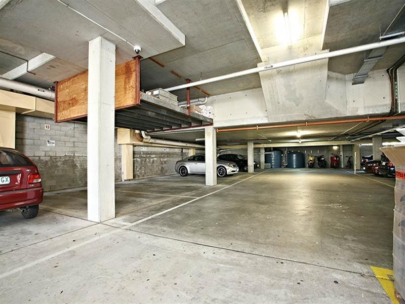 57 Old Cleveland Road, Greenslopes QLD 4120