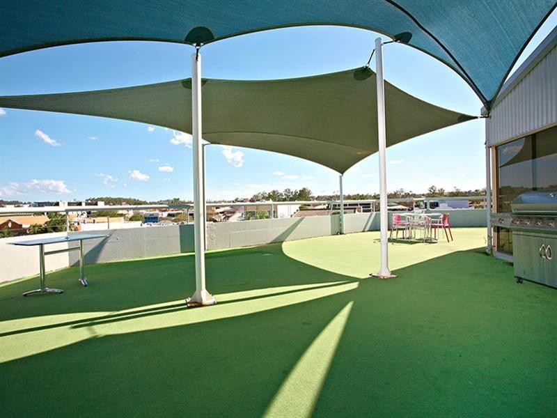 57 Old Cleveland Road, Greenslopes QLD 4120