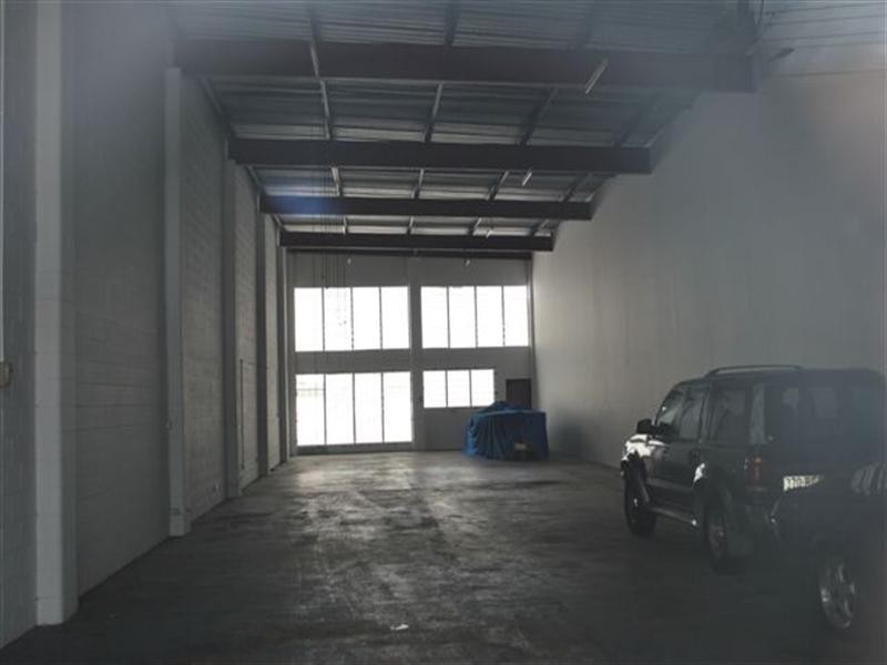 S3333 Pacific Highway, Slacks Creek QLD 4127