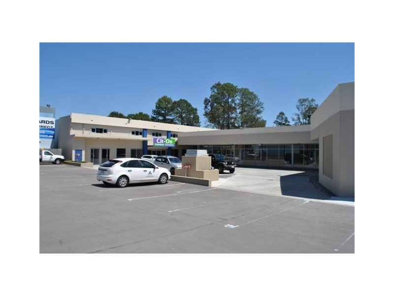 16-18 Beenleigh  Redland Bay Road, Loganholme QLD 4129