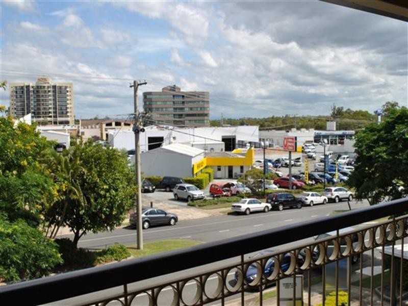 15/6 Vanessa Boulevard, Springwood QLD 4127