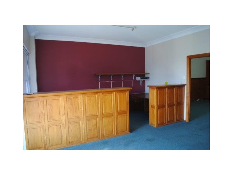 1+3/3460 Pacific Highway, Springwood QLD 4127