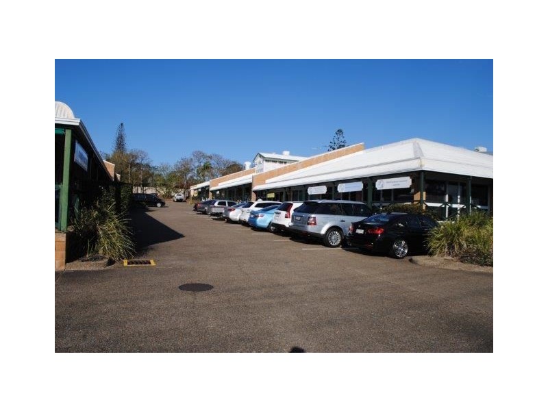 1+3/3460 Pacific Highway, Springwood QLD 4127