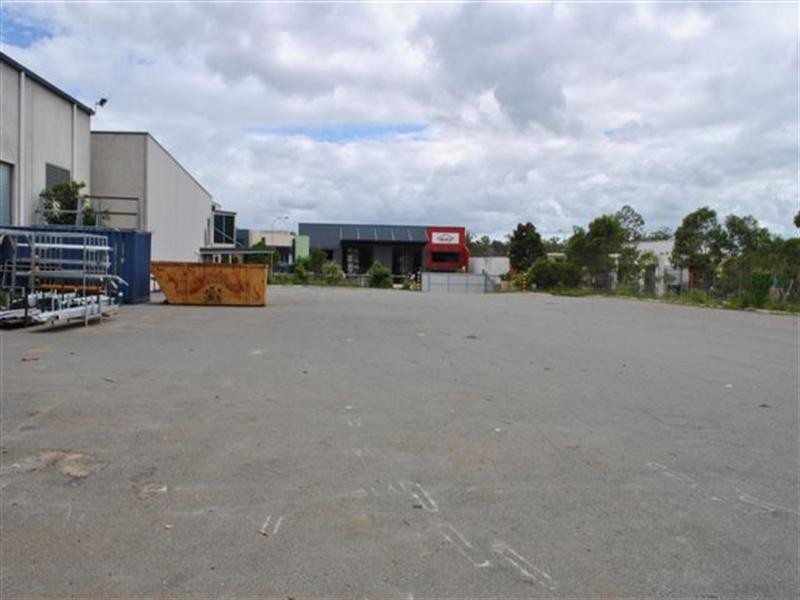 38-40 Meakin Road, Meadowbrook QLD 4131