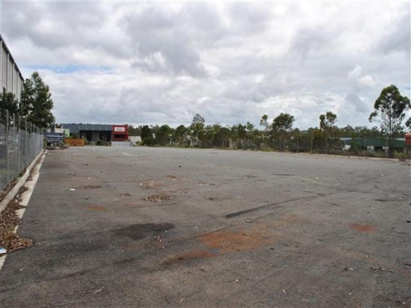 38-40 Meakin Road, Meadowbrook QLD 4131