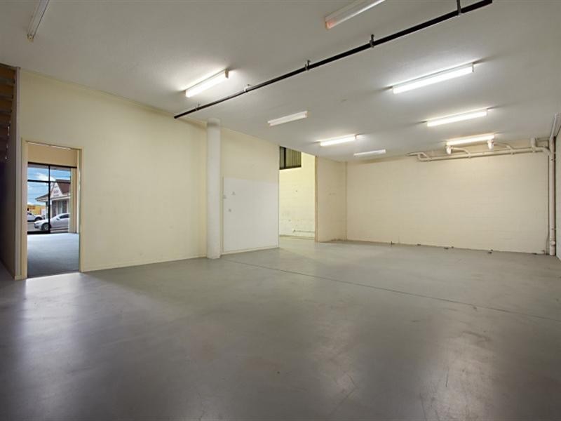 2/6 Booran, Woodridge QLD 4114