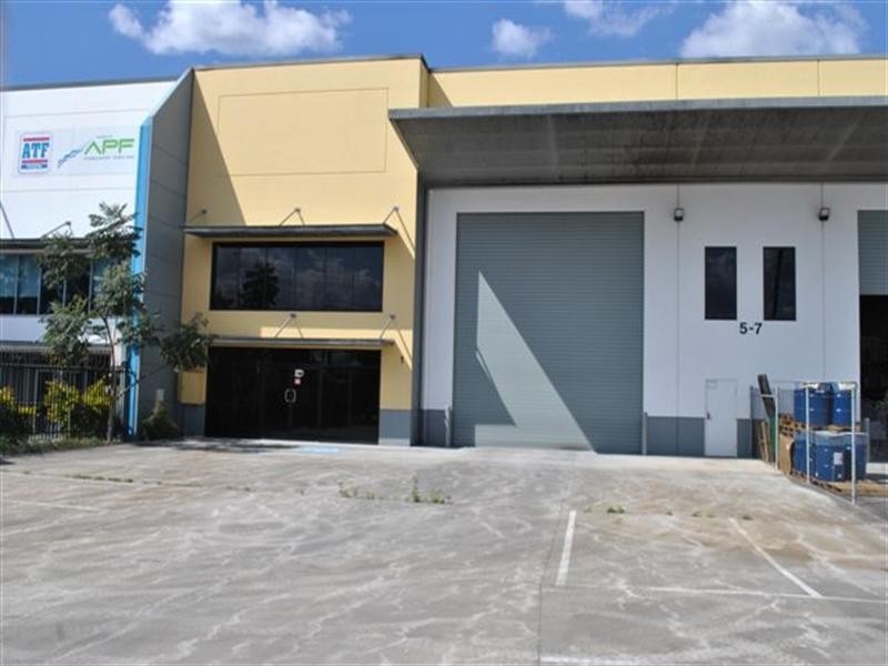 Unit 1/5-7 Meakin Road, Meadowbrook QLD 4131
