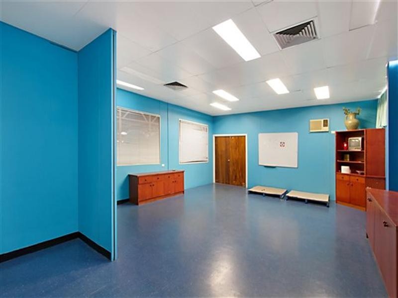 3325 Logan Road, Slacks Creek QLD 4127