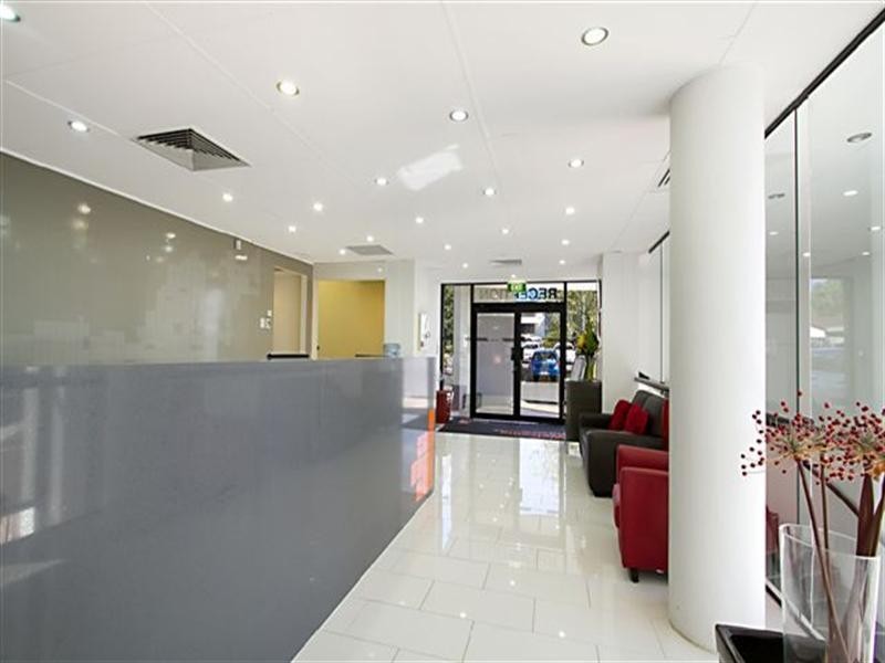 3 Westmoreland Boulevard, Springwood QLD 4127