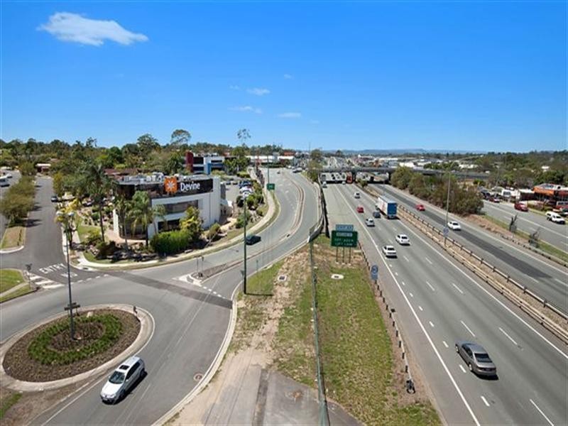 3 Westmoreland Boulevard, Springwood QLD 4127