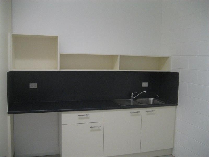 7 Station Road, Logan Central QLD 4114