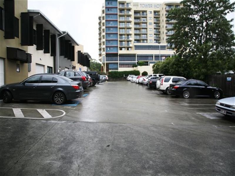 9A/3352 Pacific Highway, Springwood QLD 4127