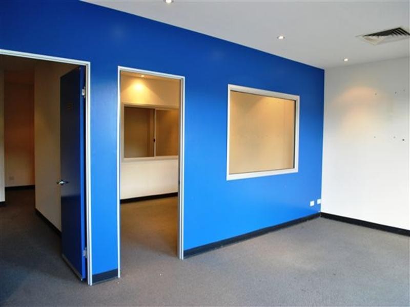 9A/3352 Pacific Highway, Springwood QLD 4127