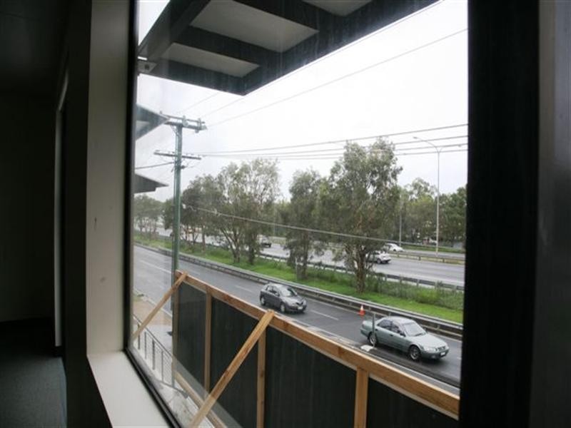 9B/3352 Pacific Highway, Springwood QLD 4127