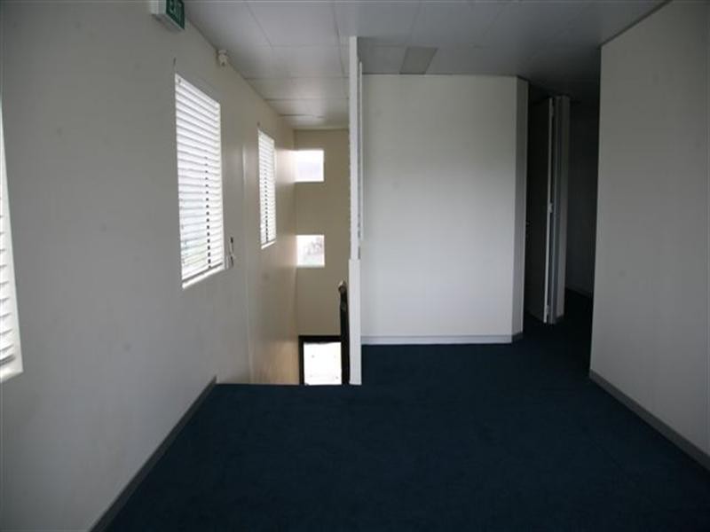 3B/3352 Pacific Highway, Springwood QLD 4127