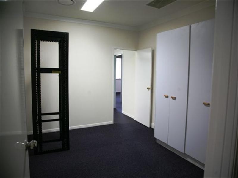 2/22 Vanessa Boulevard, Springwood QLD 4127