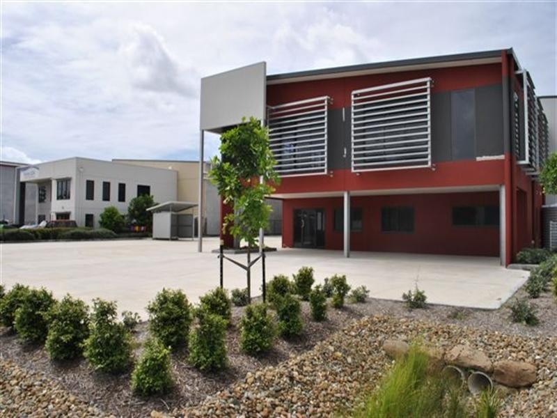 18 Lions Park Road, Yatala QLD 4207