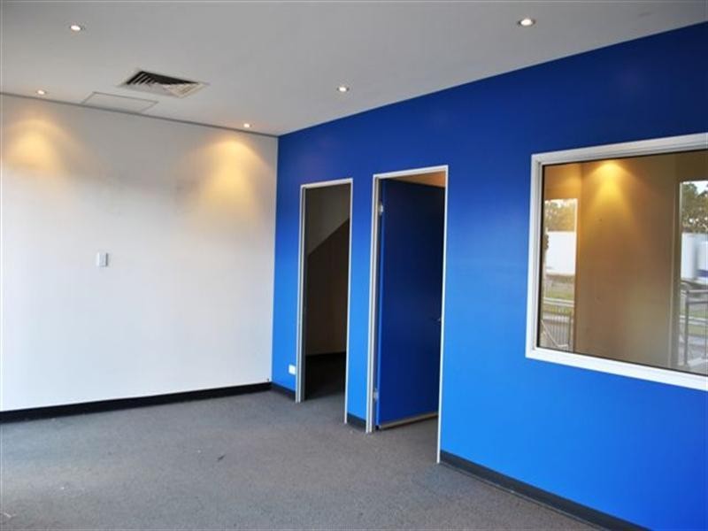 9A+9B/3352 Pacific Highway, Springwood QLD 4127