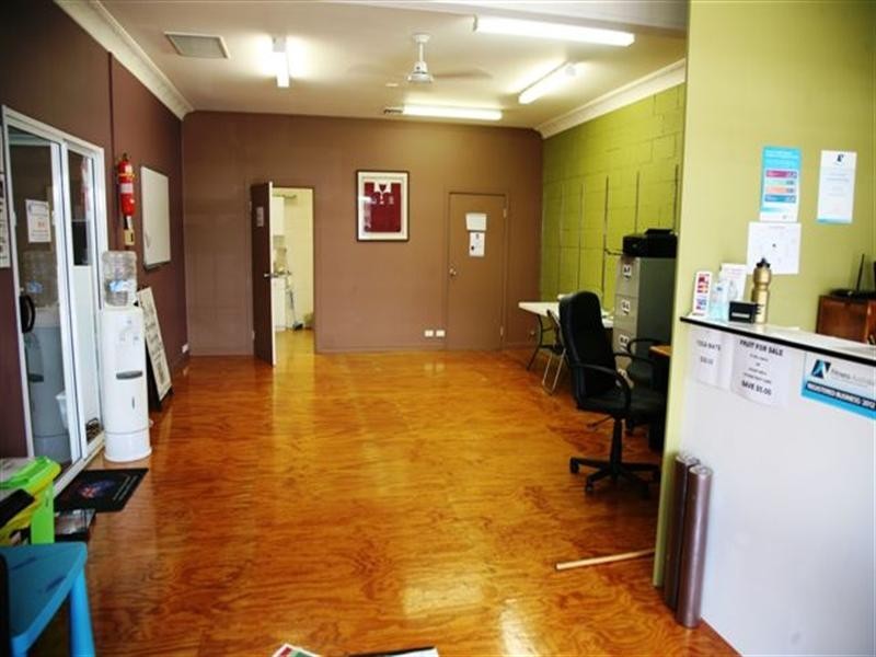 18/3460 Pacific Highway, Springwood QLD 4127